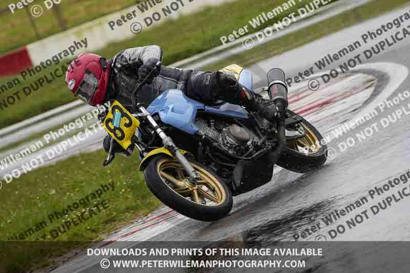 donington no limits trackday;donington park photographs;donington trackday photographs;no limits trackdays;peter wileman photography;trackday digital images;trackday photos